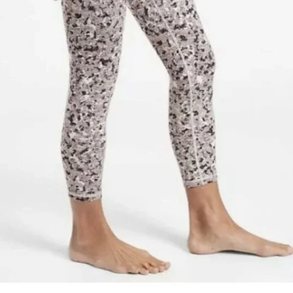 Athleta Elation Textured 7/8 Tight size 3X Meadow Decadent Chocolate - Picture 8 of 8